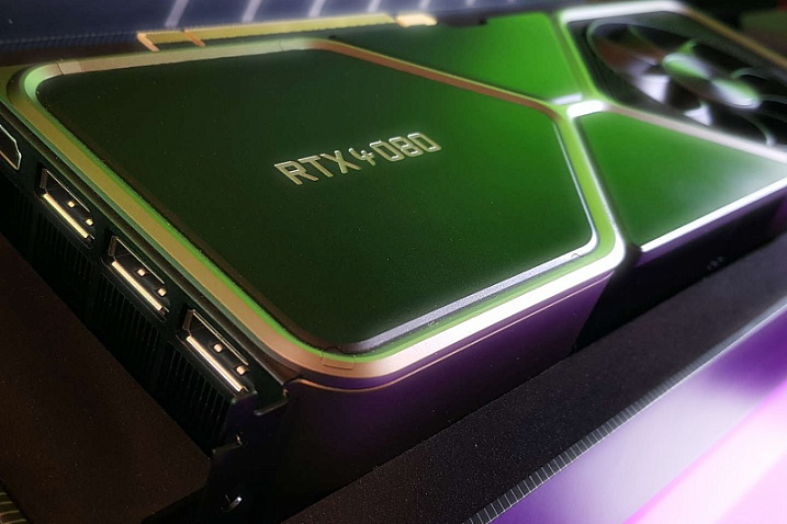 Слух: NVIDIA GeForce RTX 4080 получит более быструю память и теплопакет 340 Вт