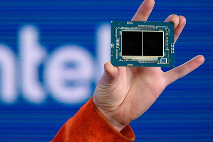 Поставки серверных процессоров Intel снизились ниже 13-летнего минимума  