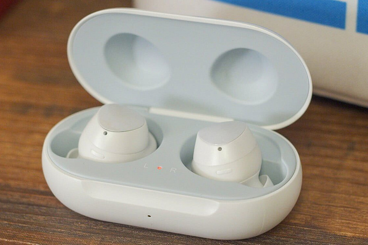 Samsung предположительно работает над Galaxy Buds 2-го поколения