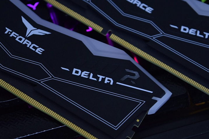 TEAMGROUP представила память T-FORCE DELTA RGB DDR5 со скоростью работы до 6600 MT/s