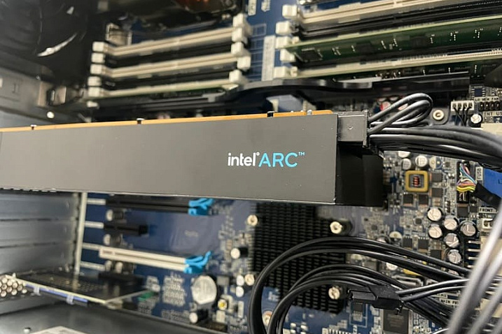 Обнаружен инженерный образец GUNNIR Arc A750 с 16 Гбайтами видеопамяти и 512-битной шиной