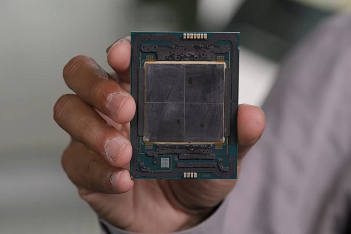 Два 48-ядерных Intel Xeon Platinum 8468 протестированы в Cinebench и V-Ray