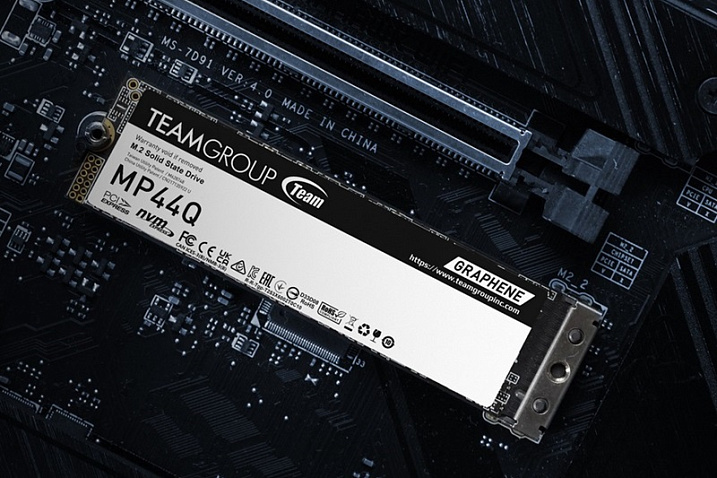 Накопитель TEAMGROUP MP44Q основан на микросхемах памяти 3D NAND QLC