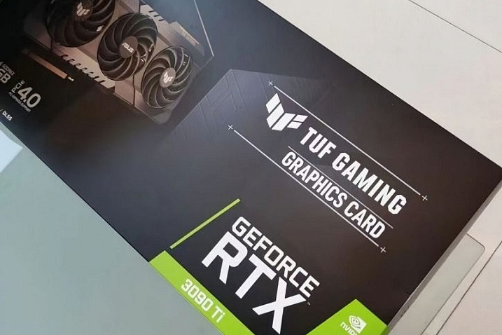 Первая фотография видеокарты GeForce RTX 3090 Ti в исполнении ASUS