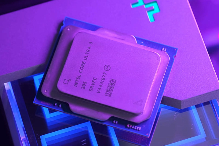 Не опять, а снова: бюджетный Intel Core Ultra 3 205 замечен в розничном магазине