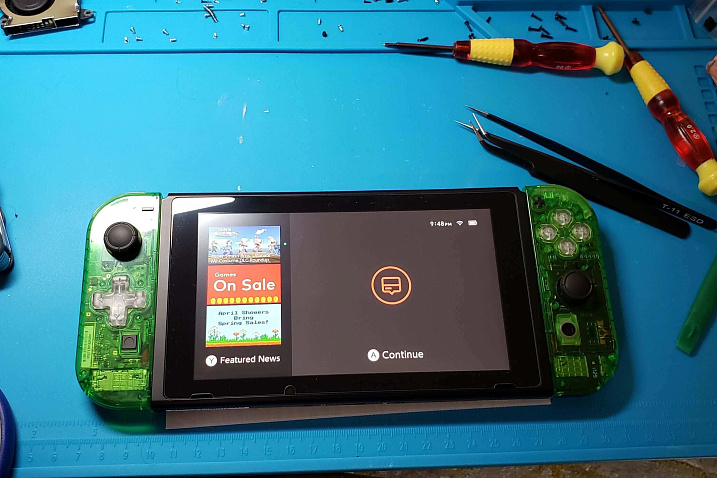 Геймер собрал Франкенштейна Nintendo Switch