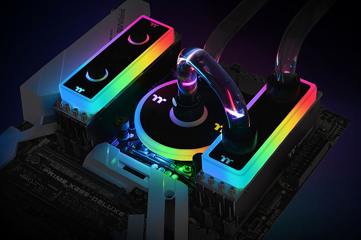 Thermaltake показала DDR4 с водяным охлаждением - WaterRam RGB
