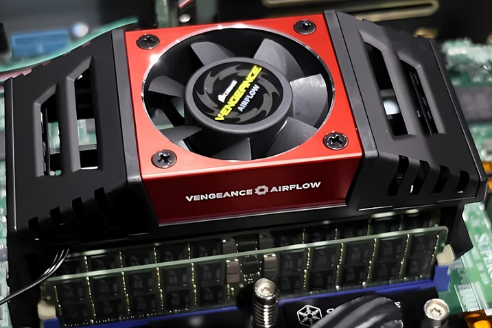 Вентилятор CORSAIR Vengeance Airflow снижает температуру серверной DDR5-6400 на 50°C