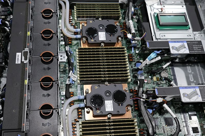 Ubuntu 25.04 повышает производительность AMD EPYC 9005 на 14%