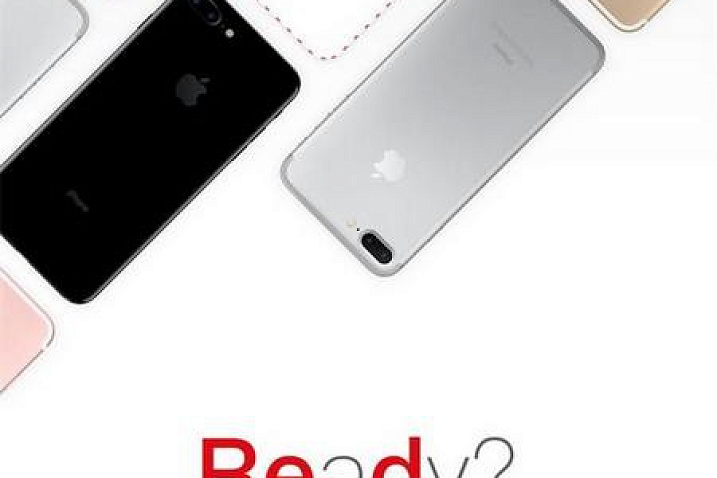 Apple показала красный iPhone7 и iPhone SE с 32 и 128 Гб встроенной памяти