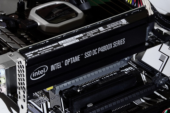Intel объявила о прекращении производства накопителя Optane SSD DC P4800X