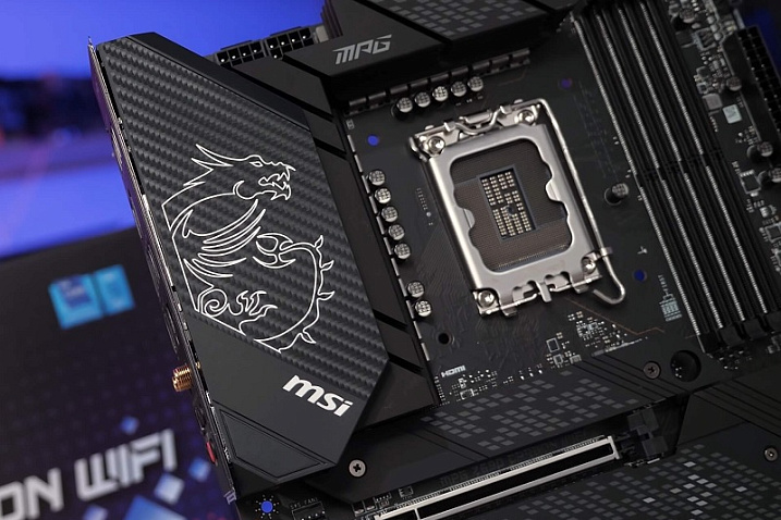 Объяснение высокой стоимости материнских плат с чипсетом Intel Z690