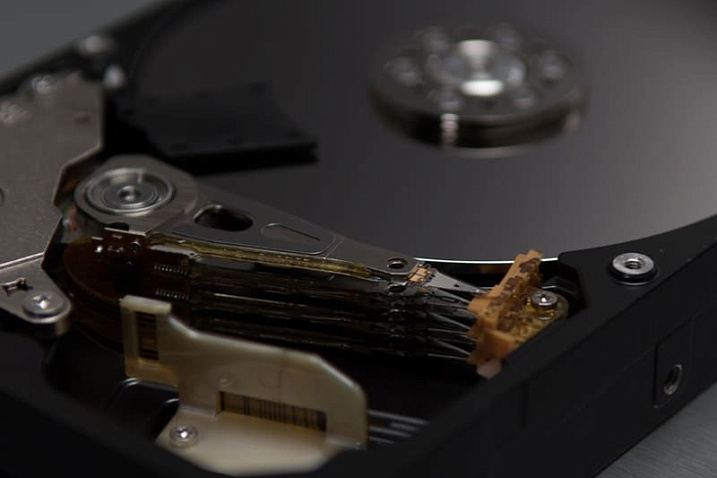 Seagate создала прототип пластины жёсткого диска объёмом 6.9 Тбайта