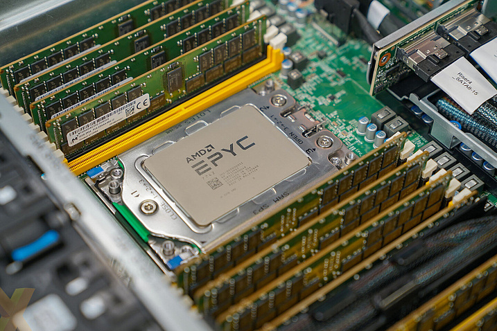 Один AMD EPYC 7543 способен тягаться с двумя Intel Xeon Platinum 8280