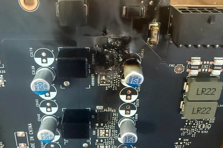 GeForce RTX 4080 SUPER моментально сгорела после первого включения