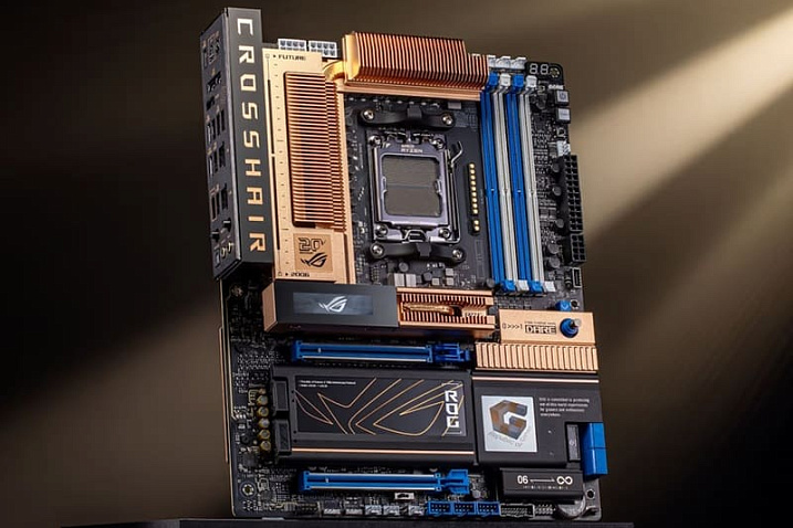 ASUS продемонстрировала материнскую плату ROG CROSSHAIR 2006 на чипсете X870E
