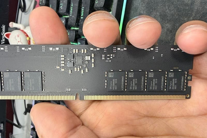 Замечены микросхемы SK hynix A-Die второго поколения со скоростью до 7200 MT/s