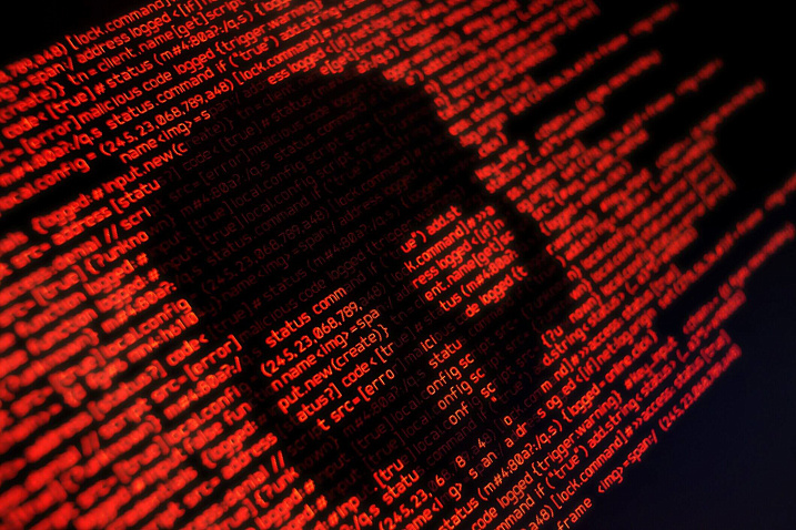 Вирус из WhatsApp может украсть данные ваших учетных записей Microsoft, Apple, Google и Facebook