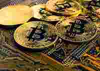 Биткоин преодолел отметку в $42 тысячи впервые с апреля прошлого года