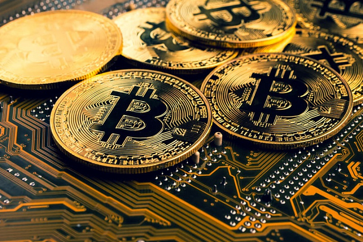 Биткоин преодолел отметку в $42 тысячи впервые с апреля прошлого года