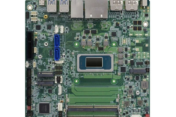 Рассматриваем первую промышленную материнскую плату с Intel Panther Lake-H