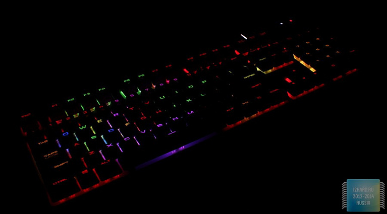 Обзор механической клавиатуры Corsair STRAFE RGB MX Silent
