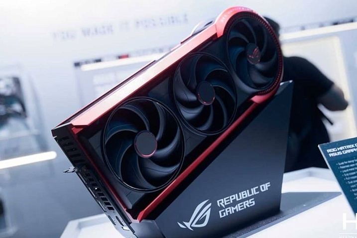 ASUS ROG Matrix Platinum RTX 5090 действительно имеет производственный дефект