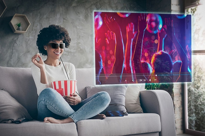 Lenovo представила очки Glasses T1, выполняющие роль монитора