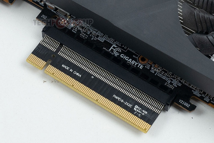 Fractal Design признала проблему с райзером у корпуса Ridge