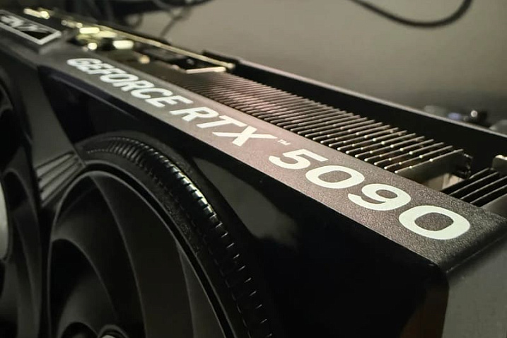 Крайне везучему пользователю удалось купить GeForce RTX 5090 за $1400