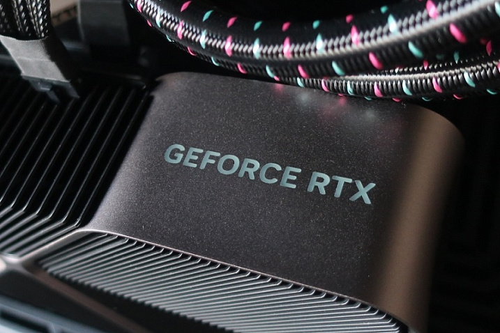 NVIDIA GeForce RTX 4060 Ti может получить 4352 CUDA-ядра и 8 Гбайт видеопамяти GDDR6