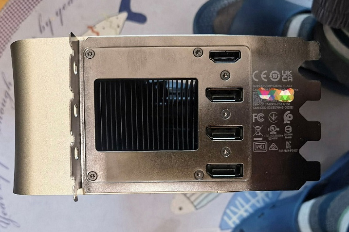 Вновь изучаем фотографии системы охлаждения от NVIDIA GeForce RTX 4090 Ti/TITAN Ada
