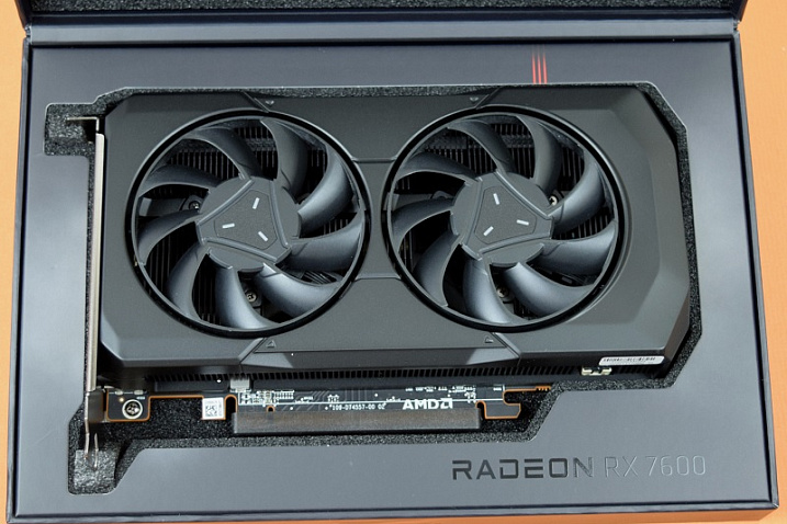 AMD подтвердила устранение проблемы с подключением питания у Radeon RX 7600