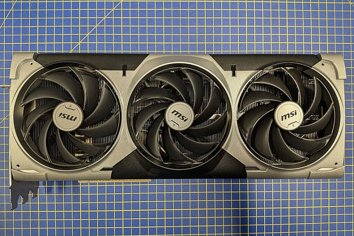 Французский магазин начал продавать повреждённые GeForce RTX 5090 за €1500