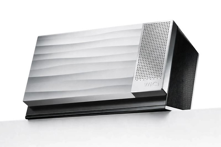 Смотрим на первую беспроводную внешнюю видеокарту GeForce RTX 5060 Ti