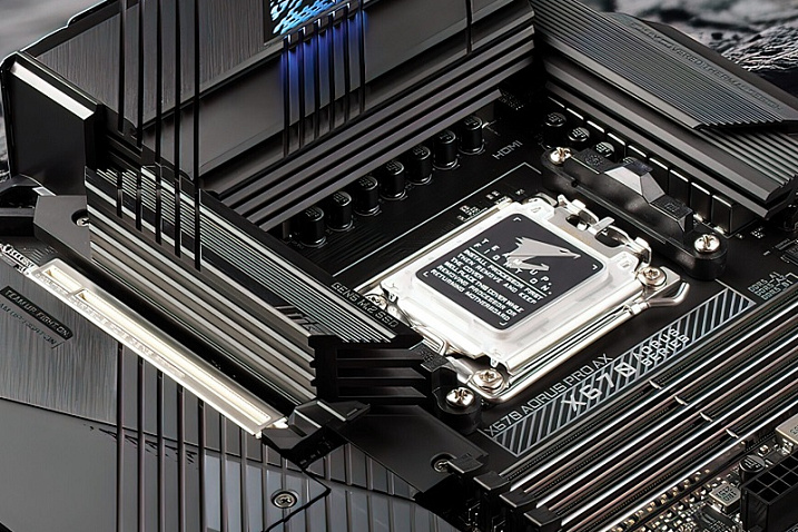 Известна предположительная стоимость материнских плат с чипсетами AMD 600 серии