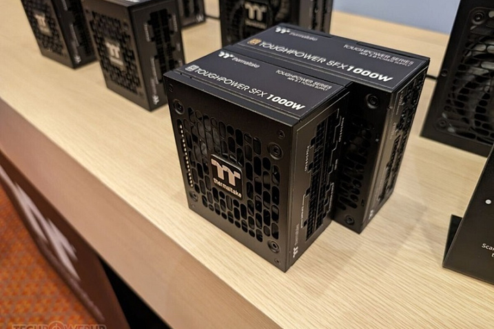 Thermaltake показала новые блоки питания серии Toughpower SFX и тестер Dr Power третьего поколения