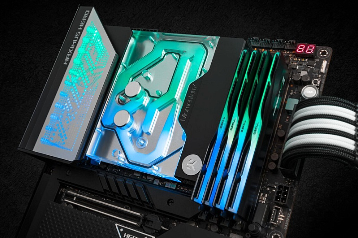 EKWB представила моноблок Quantum Momentum² для ROG Maximus Z690 Hero