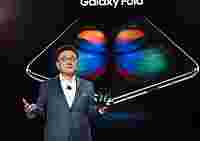 Глава мобильного отделения Samsung взял на себя вину за провальный запуск Galaxy Fold