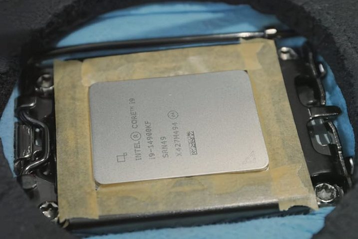 Жидкий гелий помог Core i9-14900KF достичь рекордной частоты 9206 MHz