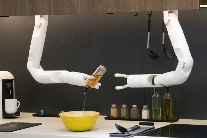 CES 2020: Samsung показала Bot Chef - робота для создания салатов