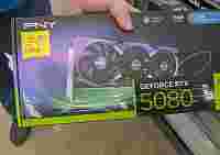 Пользователю удалось купить практически новую GeForce RTX 5080 с 30% скидкой