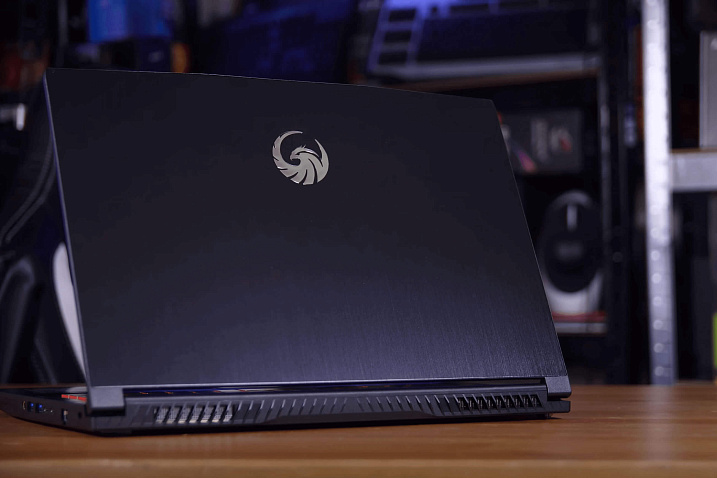 Ютубер утверждает, что MSI пыталась его подкупить