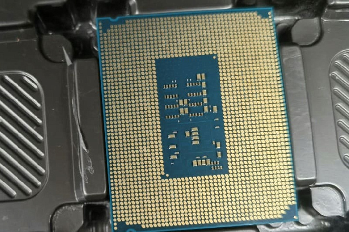 Intel Core Ultra 9 185 – отменённый настольный процессор семейства Meteor Lake