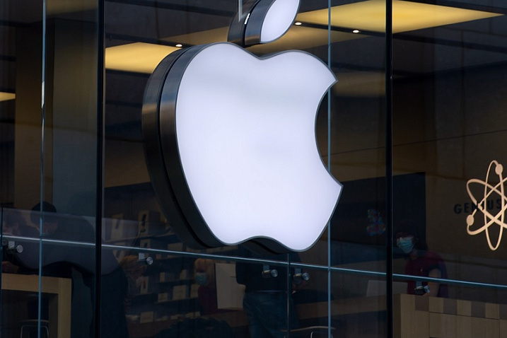 Apple отчиталась о снижении выручки во втором квартале