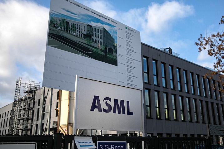 ASML планирует построить завод по производству сканеров на Тайване
