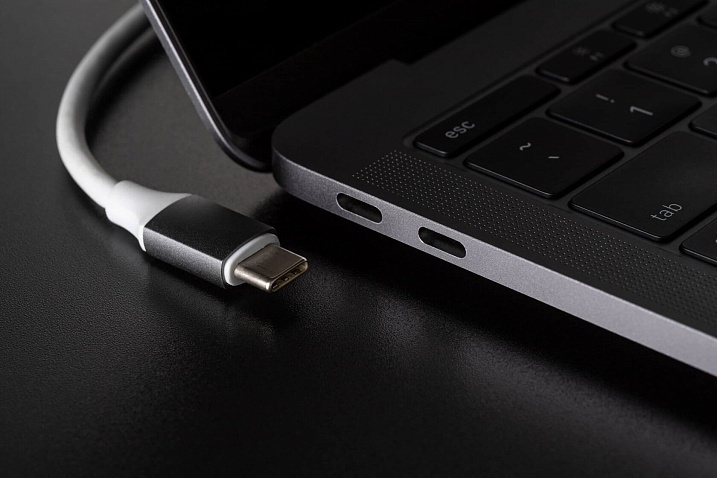 Первые устройства на USB 4 могут появиться уже в конце 2020 года