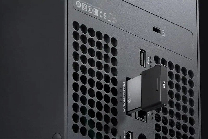 Для Xbox Series X/S готовится карта памяти на 512 ГБ