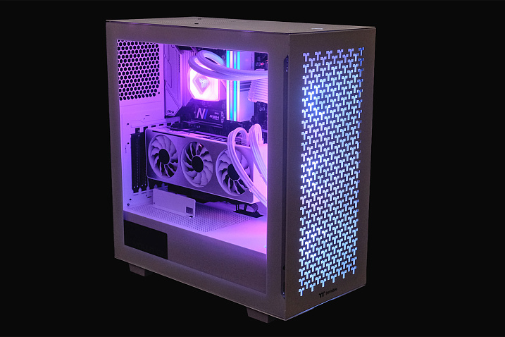 Обзор корпуса Thermaltake V350 TG ARGB White