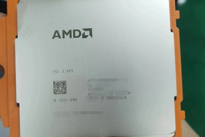 Изучаем фотографию серверного процессора AMD для сокета SP5